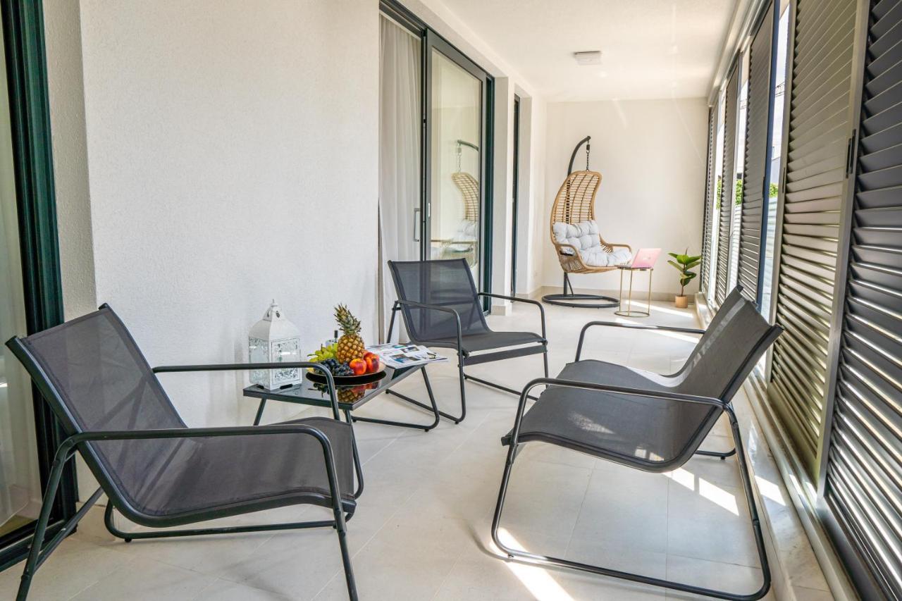 Golden Luxury Apartment Split Exterior photo